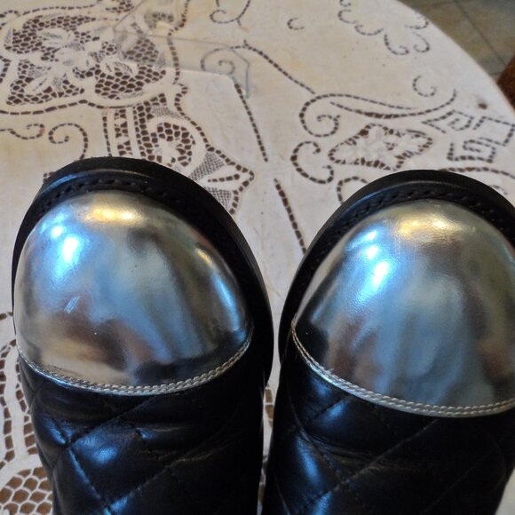 Balmain Black Calf Leather Quilted Ankle Boots w/Silver Cap Toe Size 39B - Picture 5 of 16